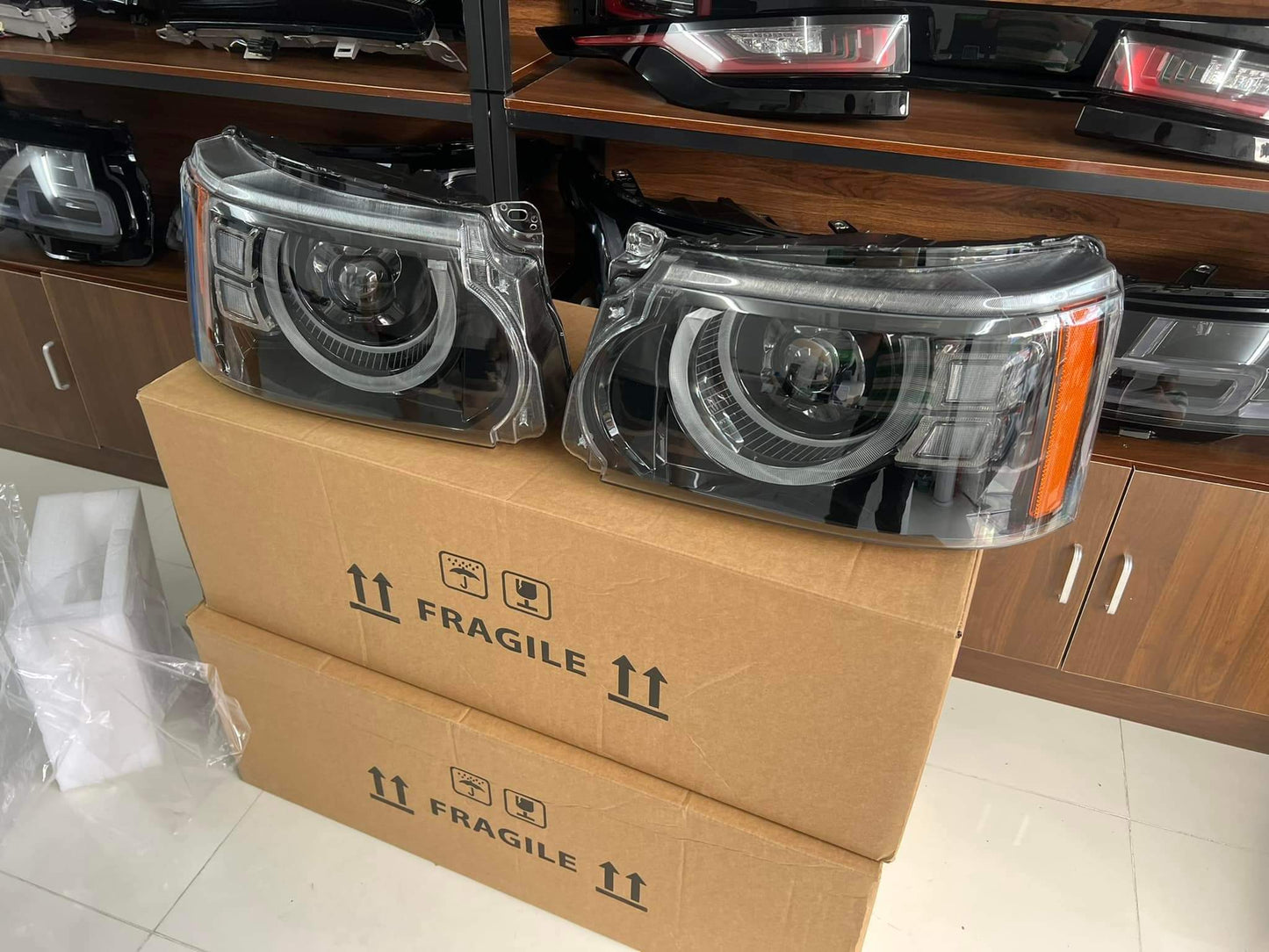 Range Rover Sport 2006-2012 changes to Land Rover Defender headlights