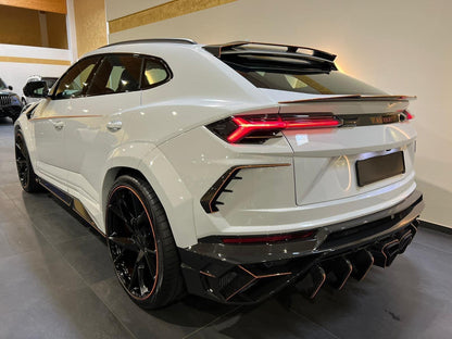 Forged Carbon Fiber  WIDE BODY KIT LAMBORGHINI URUS