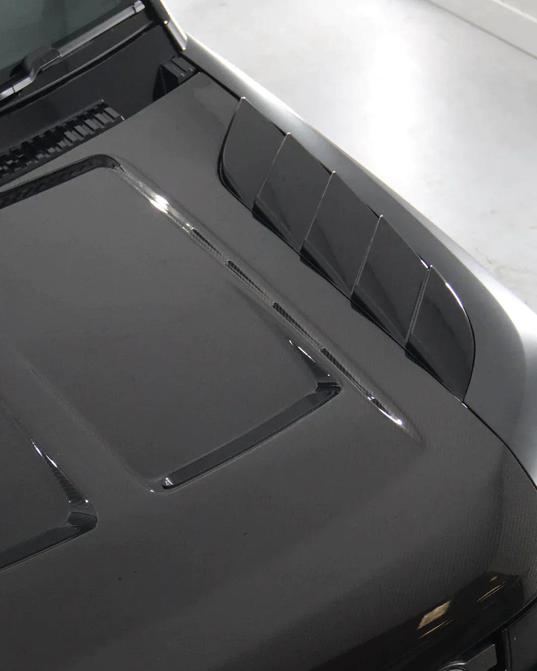 Defender L663 Carbon Fibre Bonnet