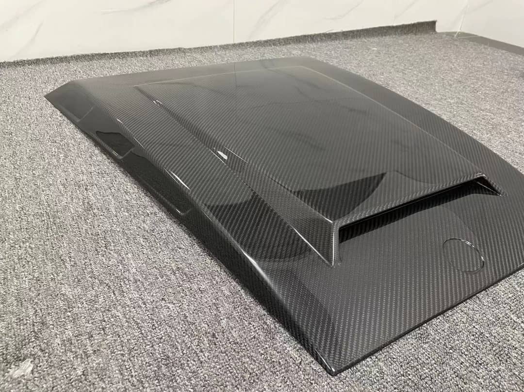 Babrus Style Dry Carbon Fiber Hood