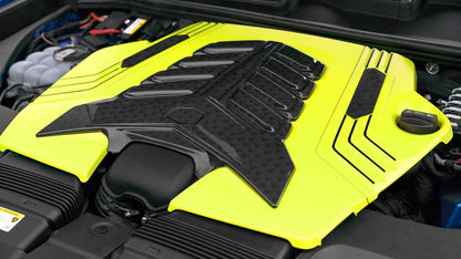 Full carbon engine cover with color accents Lamborghini Urus