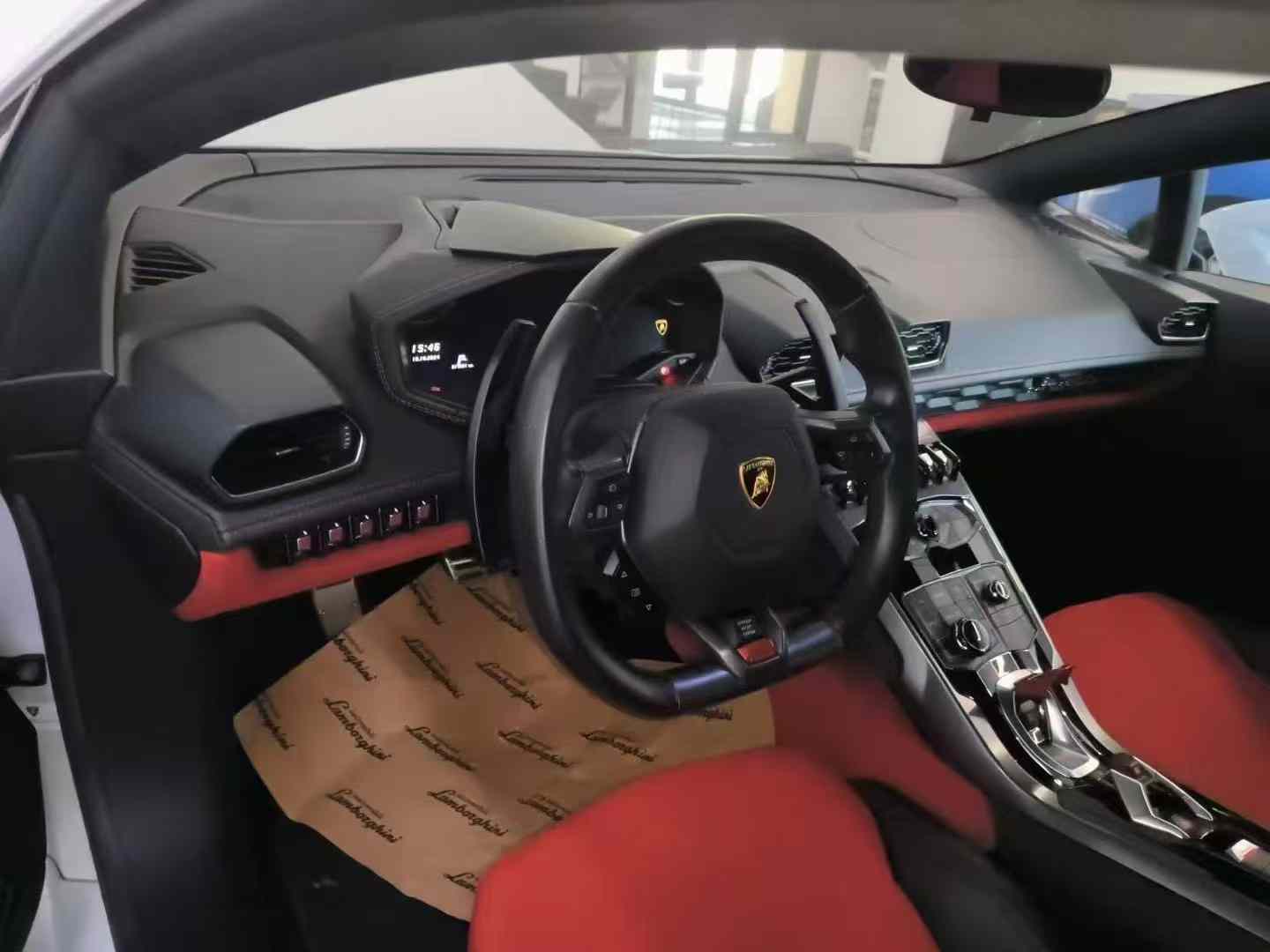 Old Lamborghini Miura modified with a modern Evo-style vertical screen in the interior No distinction between left and right peptides